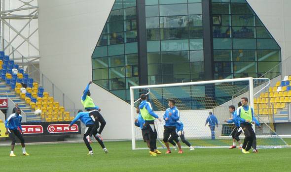 Antrenament_pe_Ilie_Oana_fcpetrolul.ro