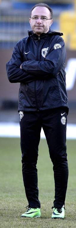 Vali_Sinescu_selectata_stg