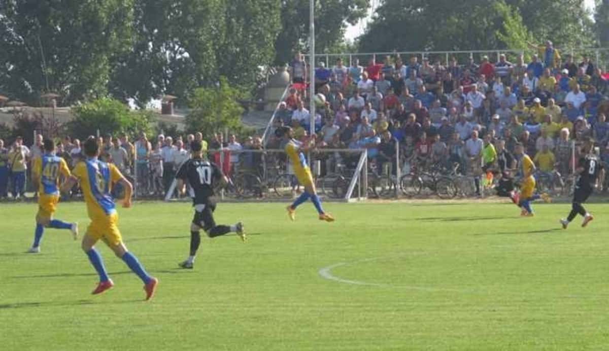 blejoi-petrolul-amical