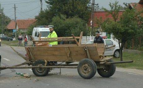 Căruţaşii au protestat în faţa Primăriei Ploieşti Căruţaşii au protestat în faţa Primăriei Ploieşti