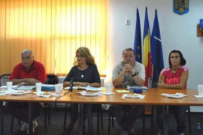 Modificări peste modificări la turneul de handbal feminin de la Iaşi Modificări peste modificări la turneul de handbal feminin de la Iaşi