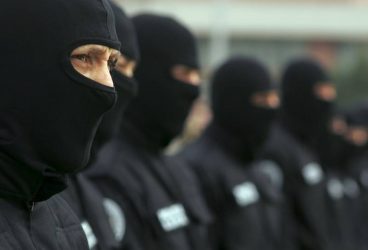 Percheziţii în Prahova şi Dâmboviţa în căutarea hoţilor de animale si din locuinţe