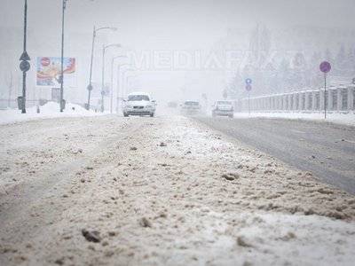 Prahova, sub cod galben de ninsoare, polei şi vânt puternic Prahova, sub cod galben de ninsoare, polei şi vânt puternic