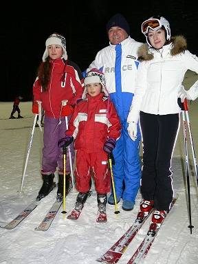 Pârtia Kalinderu Bușteni are, de la Crăciun, nocturnă Pârtia Kalinderu Bușteni are, de la Crăciun, nocturnă