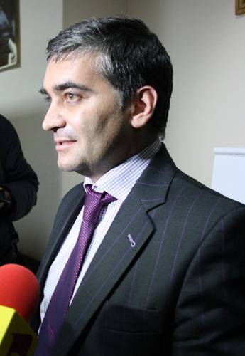 Primarul oraşului Sinaia a promis că într-o săptămână va da drumul la telegondolă Primarul oraşului Sinaia a promis că într-o săptămână va da drumul la telegondolă