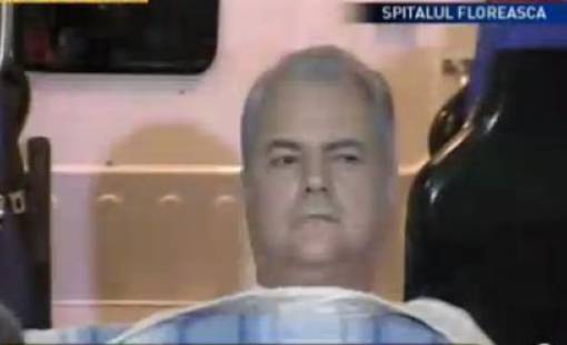 Adrian Năstase – condamnat la 2 ani de închisoare cu executare. Acesta a încercat să se sinucidă Adrian Năstase – condamnat la 2 ani de închisoare cu executare. Acesta a încercat să se sinucidă