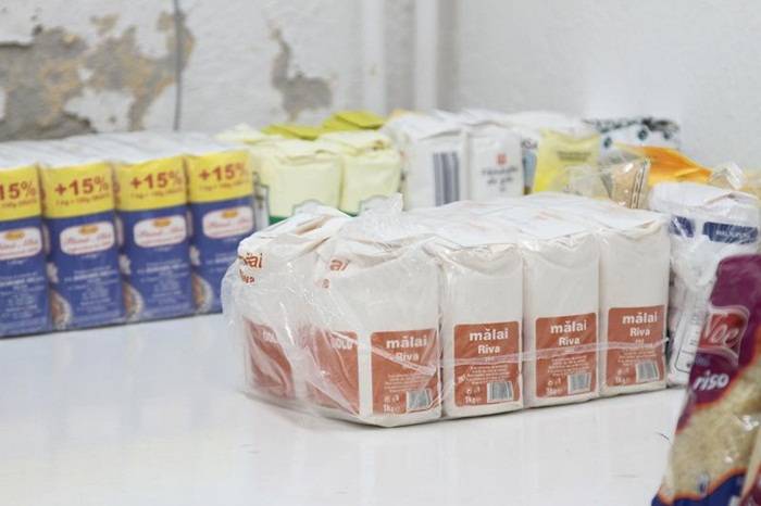 Iată ce conţin pachetele cu ajutoare alimentare de la UE