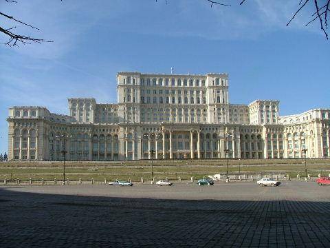 Deputaţii Săniuţă, Anastase şi Ionescu prezenţi 100% la Parlament. Senatorii Savu şi Bădescu cei mai chiulangii Deputaţii Săniuţă, Anastase şi Ionescu prezenţi 100% la Parlament. Senatorii Savu şi Bădescu cei mai chiulangii