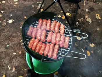 Legea picnicului. Află unde şi în ce condiţii mai poţi face grătar Legea picnicului. Află unde şi în ce condiţii mai poţi face grătar