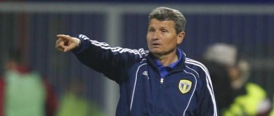 Antrenorul “galben-albaştrilor”, foarte supărat pe jocul dur al sibienilor