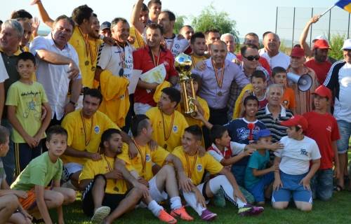 Dacă nu a fost campionatul, bună şi Cupa pentru CS Blejoi Vispeşti! Dacă nu a fost campionatul, bună şi Cupa pentru CS Blejoi Vispeşti!