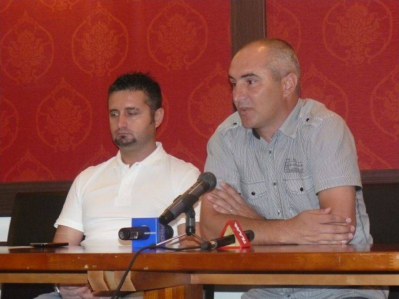 Vivi Răchită, ignorat de viitorul acţionar al găzarilor, Florian Walter Vivi Răchită, ignorat de viitorul acţionar al găzarilor, Florian Walter