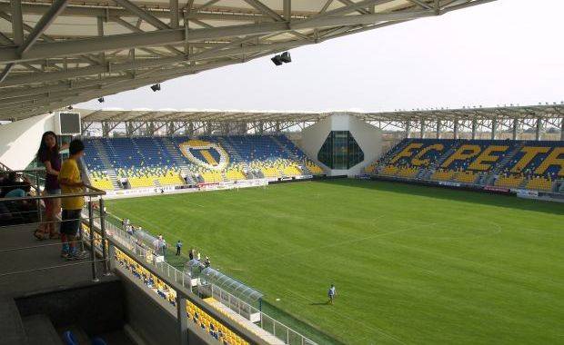 Noul efectiv al Petrolului va putea fi văzut pe viu luni seară, la arena Ilie Oană Noul efectiv al Petrolului va putea fi văzut pe viu luni seară, la arena Ilie Oană