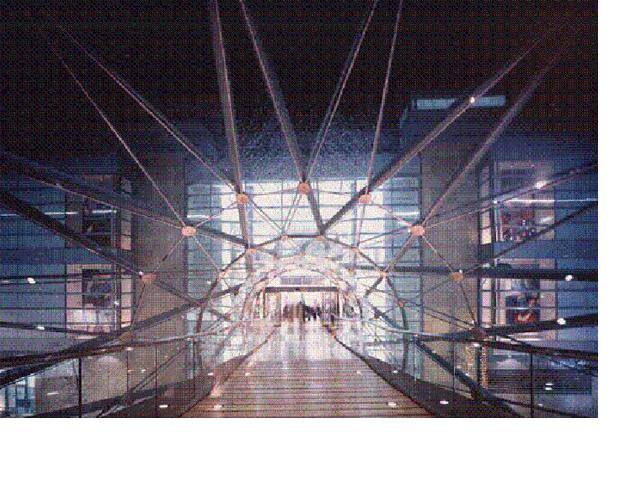 Winmarkt Grand Center şi Omnia – unite printr-un nou tunel suspendat Winmarkt Grand Center şi Omnia – unite printr-un nou tunel suspendat