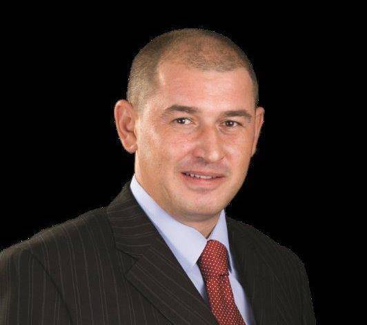 Senatorul Augustin Mitu îl desfiinţează pe directorul Hale şi Pieţe, Emanuel Ilie