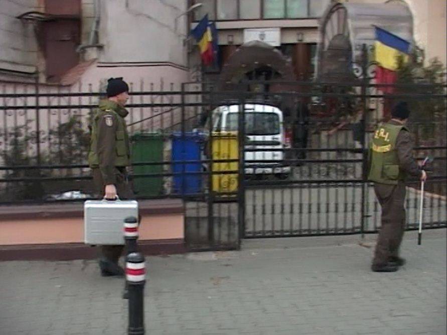 Ploiesti: Alerta cu bomba la cele doua sedii ale Finantelor Ploiesti: Alerta cu bomba la cele doua sedii ale Finantelor