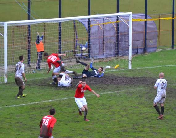 Fortuna și-a luat revanșa la Târgoviște, în fața Chindiei, și speră la promovarea în Liga a II-a! Fortuna și-a luat revanșa la Târgoviște, în fața Chindiei, și speră la promovarea în Liga a II-a!