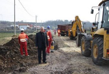 După Băneşti, reţeaua de canalizare va fi introdusă şi în satul Urleta