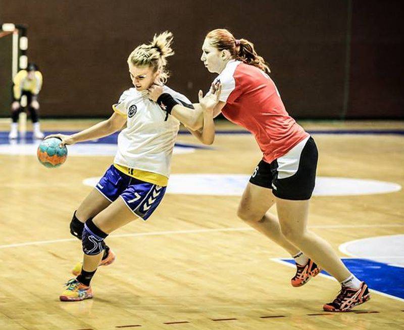 Ploieștiul va avea și în sezonul 2014-2015 echipă de handbal feminin în Liga Națională Ploieștiul va avea și în sezonul 2014-2015 echipă de handbal feminin în Liga Națională