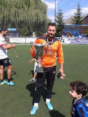 Bogdan_Radulescu_campion_la_minifotbal_cu_Ploiesti_2010_la_Roman_jurnalulph.ro