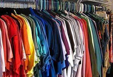 Femeie din Bucov, prinsă la furat în zona Halelor Centrale