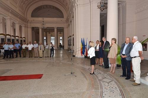 Arta în tranşee, expoziţie la Palatul Culturii Ploieşti Arta în tranşee, expoziţie la Palatul Culturii Ploieşti