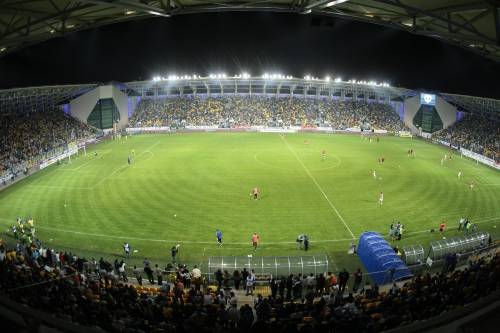 Încă 30.000 de lei scoși de Comisia de Disciplină a FRF din bugetul Petrolului! Șase meciuri vor juca “lupii” fără fani în ambele peluze! Încă 30.000 de lei scoși de Comisia de Disciplină a FRF din bugetul Petrolului! Șase meciuri vor juca “lupii” fără fani în ambele peluze!