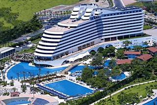 Titanic_Beach_Resort_Lara_1_www.ofertelitoralturcia.ro