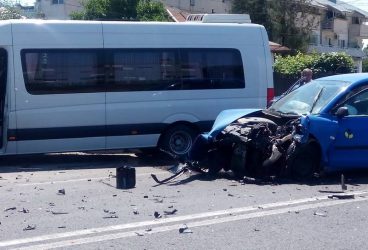 Accident grav la Blejoi. Trei persoane spitalizate
