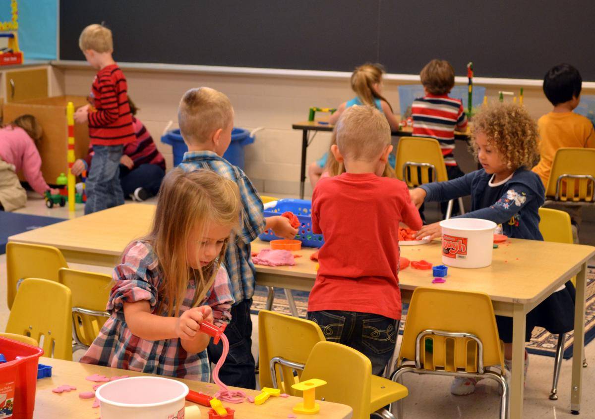 Creşă pentru copii la Vălenii de Munte Creşă pentru copii la Vălenii de Munte