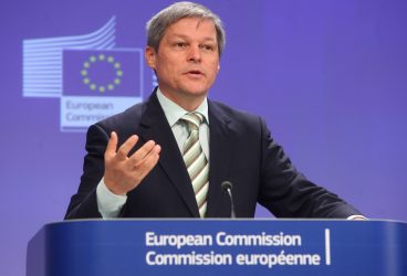 Dacian Cioloş – premierul desemnat de către Klaus Iohannis