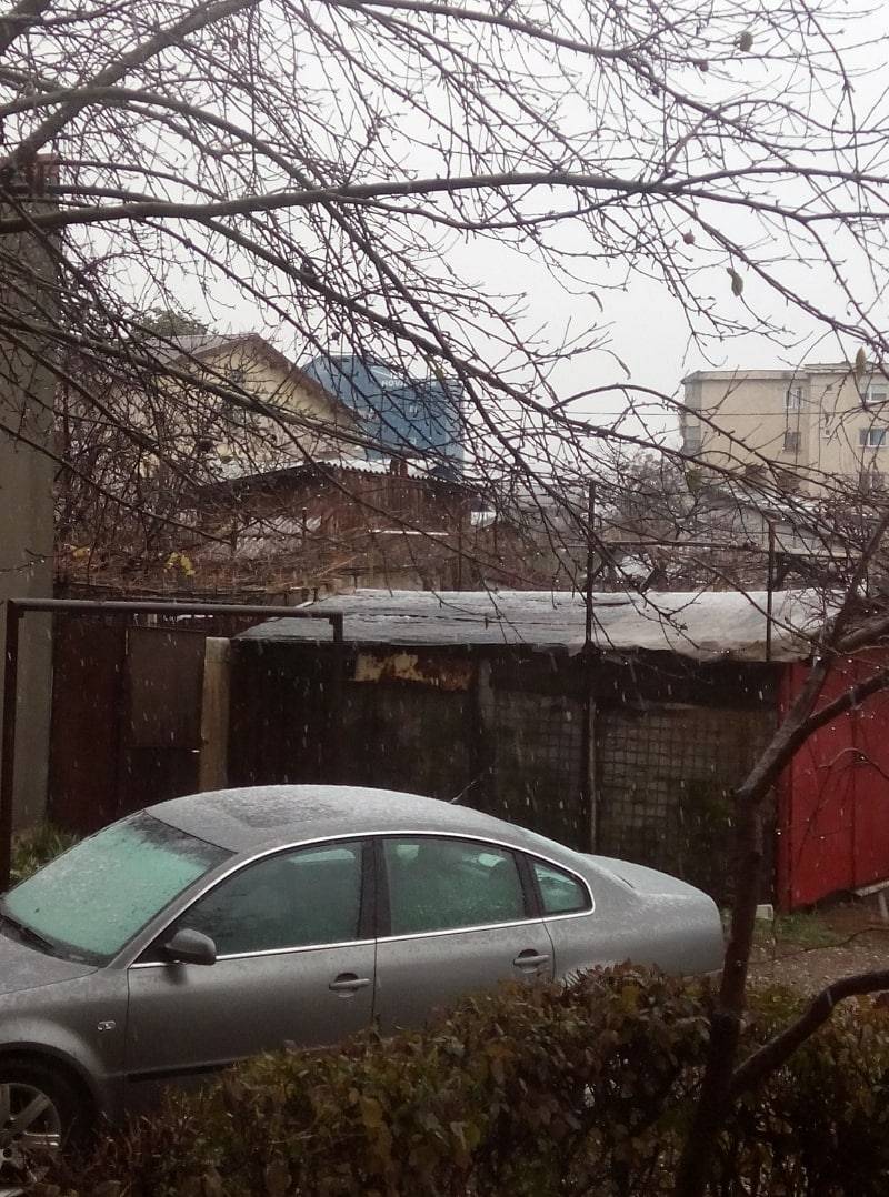 Ninge la Ploieşti. Recomandările poliţiei Ninge la Ploieşti. Recomandările poliţiei