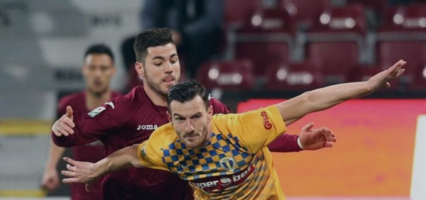 CFR - Petrolul jos, digisport.ro