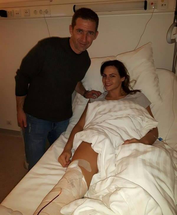 Antrenorul echipei CSM Ploiești are grijă de handbalistele lui și în vacanță! Neven Hrupec a condus 100 km s-o vadă pe… proaspăt operata Ivana Bozovic Antrenorul echipei CSM Ploiești are grijă de handbalistele lui și în vacanță! Neven Hrupec a condus 100 km s-o vadă pe… proaspăt operata Ivana Bozovic