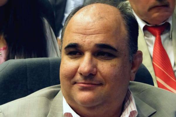 Radu Ionescu, 2 ani şi 6 luni de închisoare pentru luare de mită Radu Ionescu, 2 ani şi 6 luni de închisoare pentru luare de mită