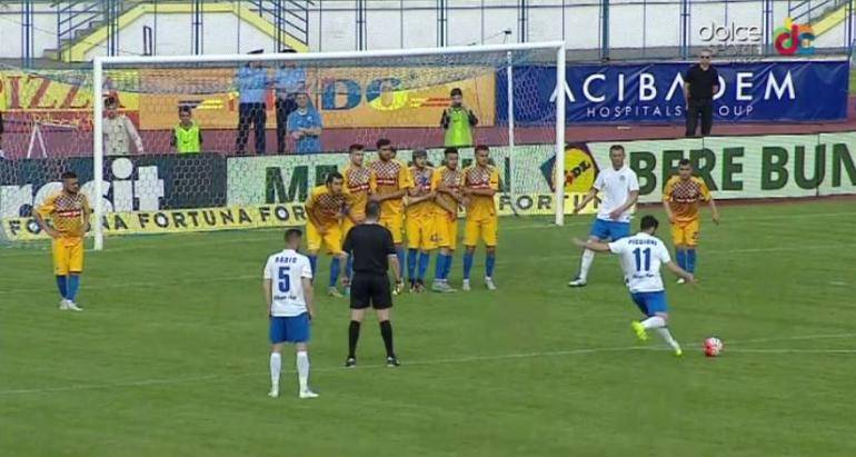 “Lupii”, împușcați de italianul Iașiului. Al lor e numai la număr! “Lupii”, împușcați de italianul Iașiului. Al lor e numai la număr!