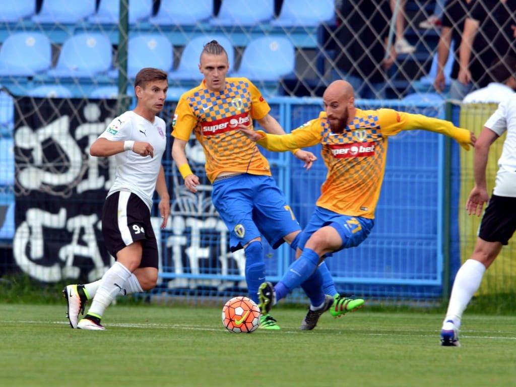 Guerriero, singurul “lup” francez rămas și pentru ultimul meci. Ar putea debuta atunci un junior cu proteză Guerriero, singurul “lup” francez rămas și pentru ultimul meci. Ar putea debuta atunci un junior cu proteză