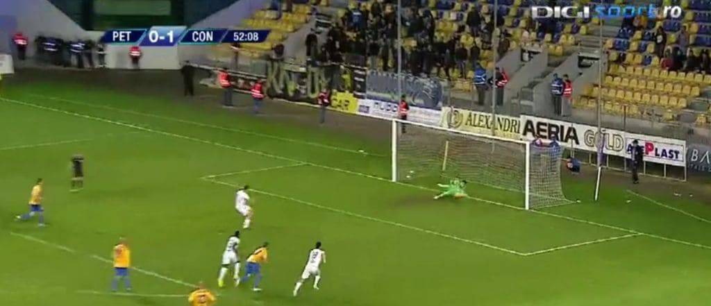 Tablou trist de adio pe “Ilie Oană”: o mie de suporteri, ploaie și… eșec! Tablou trist de adio pe “Ilie Oană”: o mie de suporteri, ploaie și… eșec!