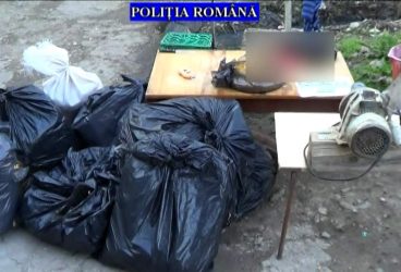 Ţigări netimbrate, produse contrafăcute şi alte minuni descoperite în Obor