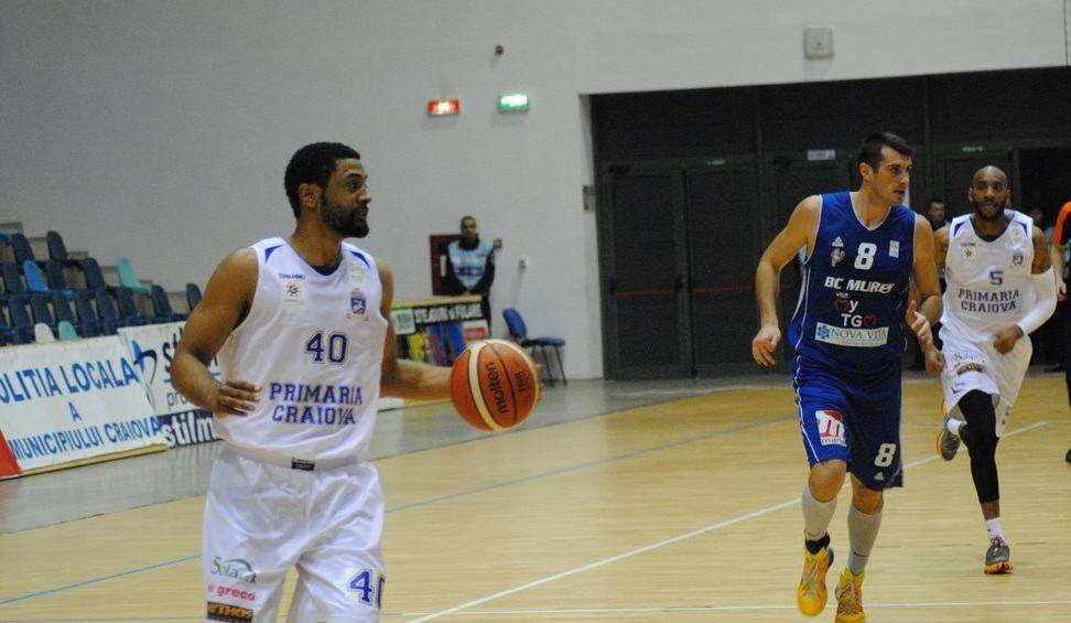 S-a închis lista cu baschetbaliști străini la CSM. A revenit la Ploiești un american celebru S-a închis lista cu baschetbaliști străini la CSM. A revenit la Ploiești un american celebru