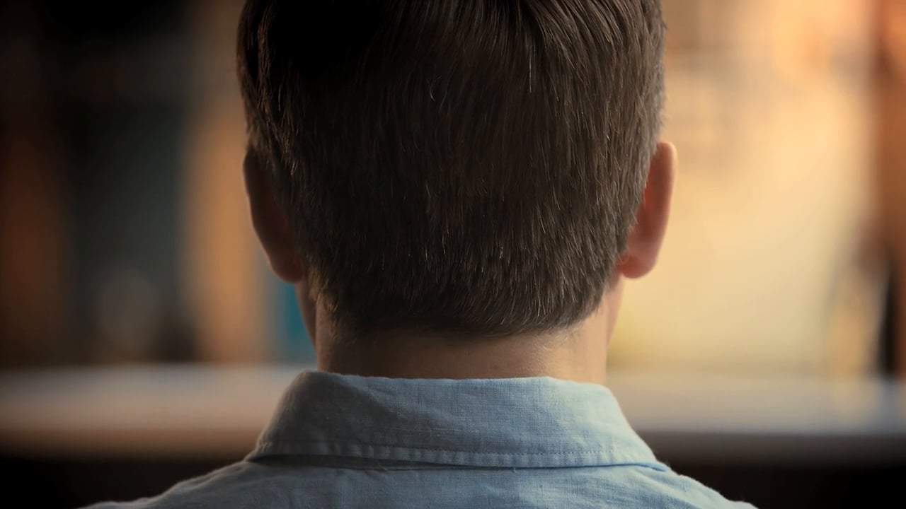 Interviu cu tânărul tăiat în Parcul Mihai Viteazul: “A lovit spre gâtul meu cu un obiect ascuţit” Interviu cu tânărul tăiat în Parcul Mihai Viteazul: “A lovit spre gâtul meu cu un obiect ascuţit”