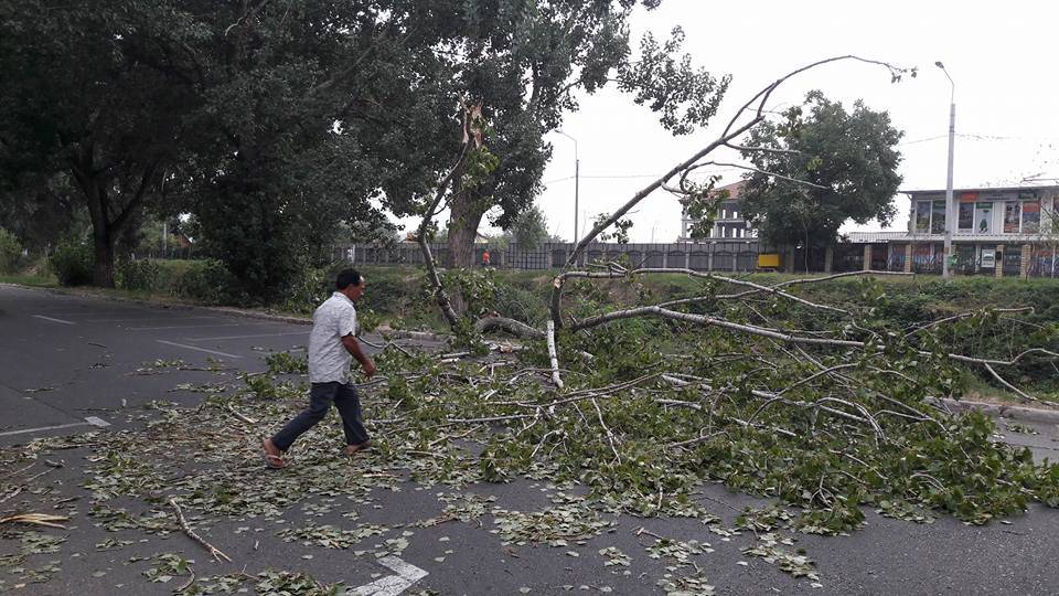 Preşedintele Iohannis cere măsuri urgente pentru implementarea unui sistem de avertizare rapidă a populației Preşedintele Iohannis cere măsuri urgente pentru implementarea unui sistem de avertizare rapidă a populației