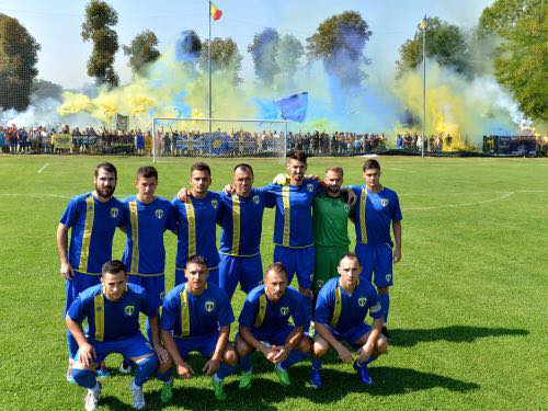 Petrolul ’52 a jucat bine la Păulești. Nu a învins, fiindcă s-a opus ceva de… sezon: Țînțaru! Petrolul ’52 a jucat bine la Păulești. Nu a învins, fiindcă s-a opus ceva de… sezon: Țînțaru!