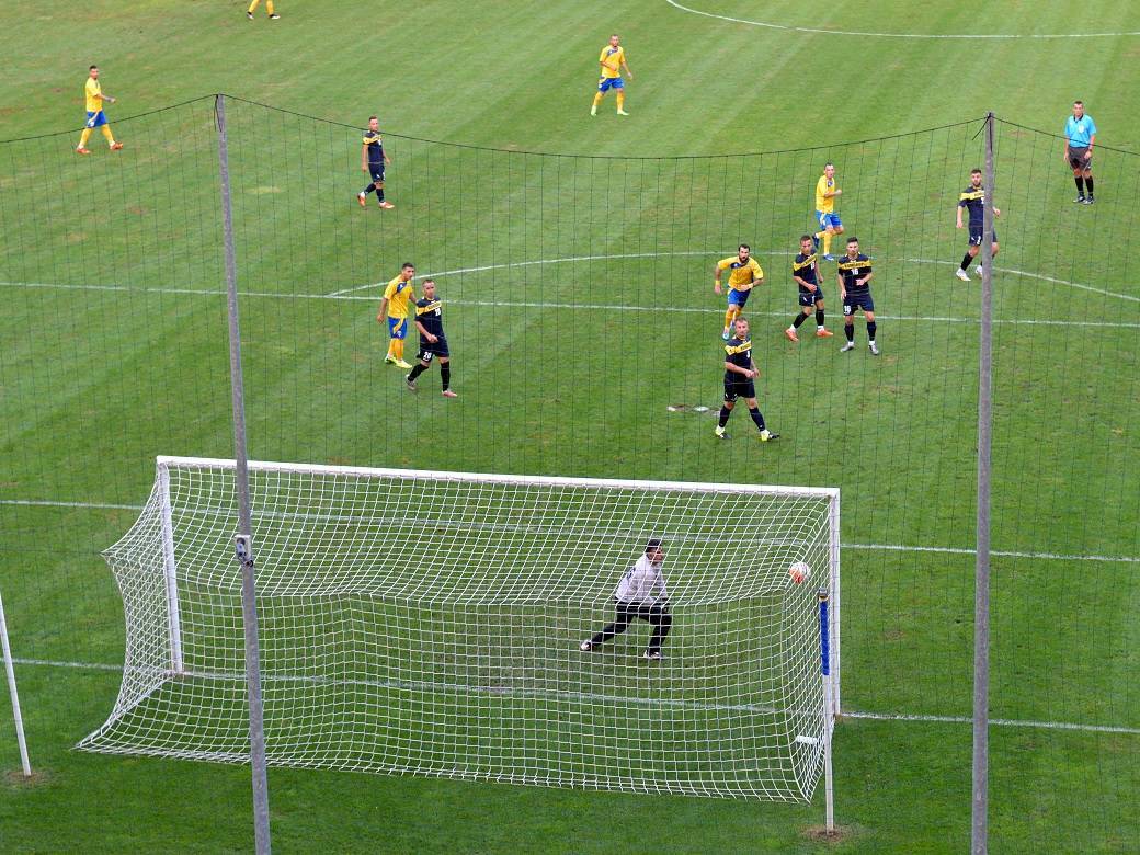 Debutul Petrolului ’52, pe “Ilie Oană”, în Liga a IV-a – o poveste de spus nepoților