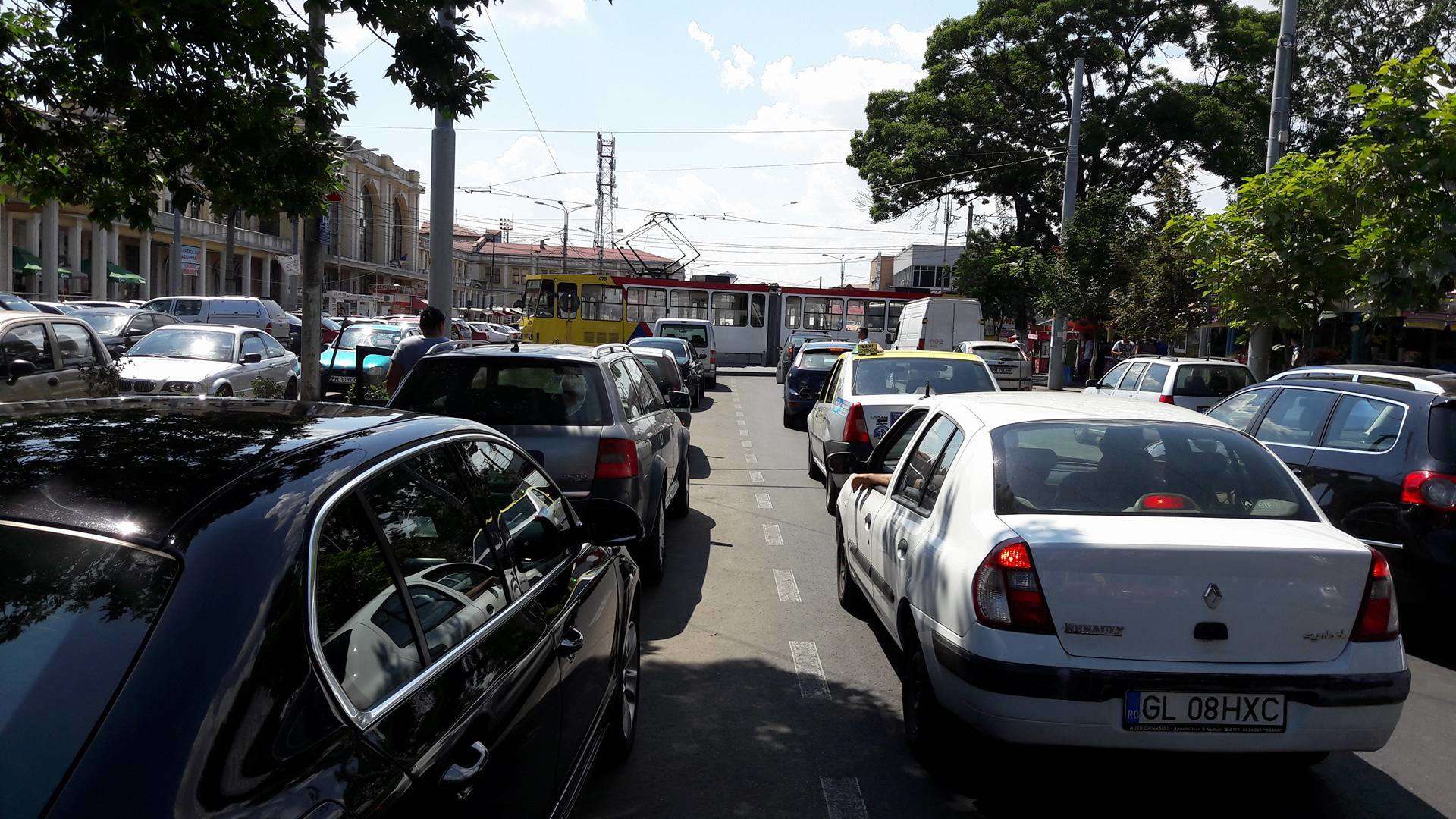 În ce condiţii putem circula în interiorul şi în afara localităţilor, începând din 15 mai În ce condiţii putem circula în interiorul şi în afara localităţilor, începând din 15 mai