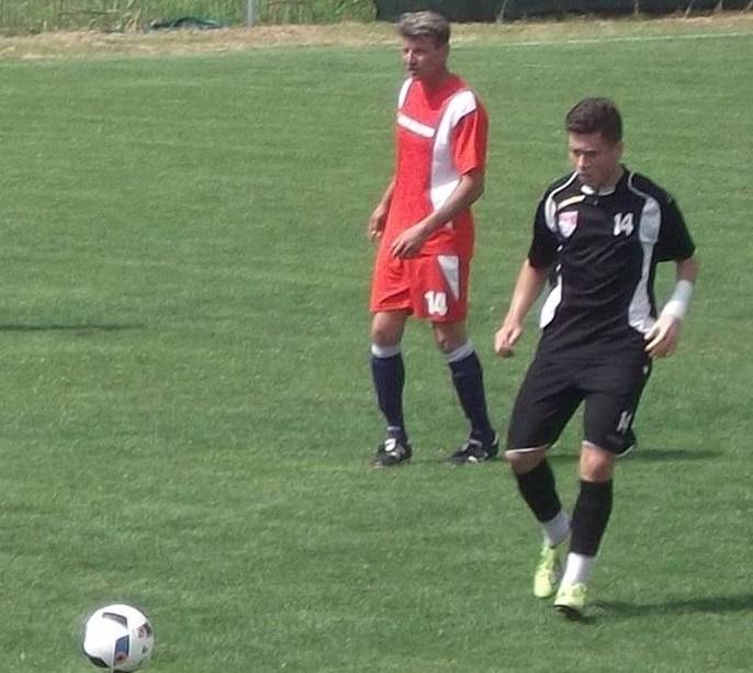 Un junior al falimentarei SC FC Petrolul – golgheterul la zi al Ligii A Prahovei! Cosmin Lambru uimește în atacul Blejoiului