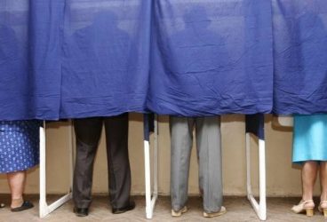 Prezenţa la vot în Prahova, peste media naţională, în turul II al prezidenţialelor