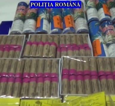 250 kg de articole pirotehnice, 510 litri de alcool şi 5700 de ţigări confiscate după percheziţiile din Băicoi 250 kg de articole pirotehnice, 510 litri de alcool şi 5700 de ţigări confiscate după percheziţiile din Băicoi