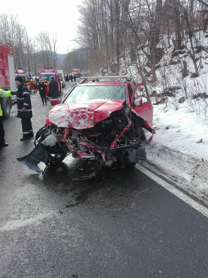 Zi neagră pe drumurile din Prahova! Accidente unul după altul Zi neagră pe drumurile din Prahova! Accidente unul după altul