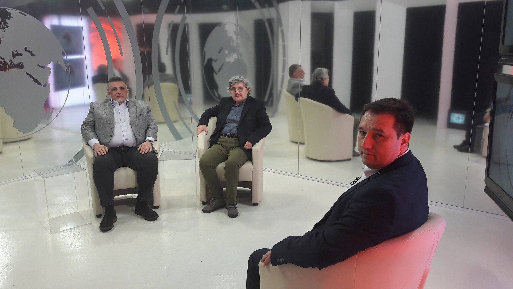 Consilierii PSD au gata proiectul de acordare, pentru 18 luni, a mărcii către Petrolul ’52. Se așteaptă doar evaluarea Consilierii PSD au gata proiectul de acordare, pentru 18 luni, a mărcii către Petrolul ’52. Se așteaptă doar evaluarea